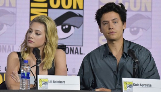 Lili Reinhart, Cole Sprouse