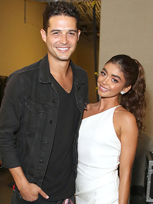 Wells Adams & Sarah Hyland