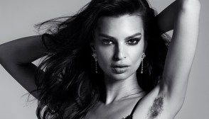 emily ratajkowski armpit hair