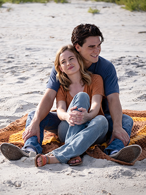 KJ Apa Britt Robertson