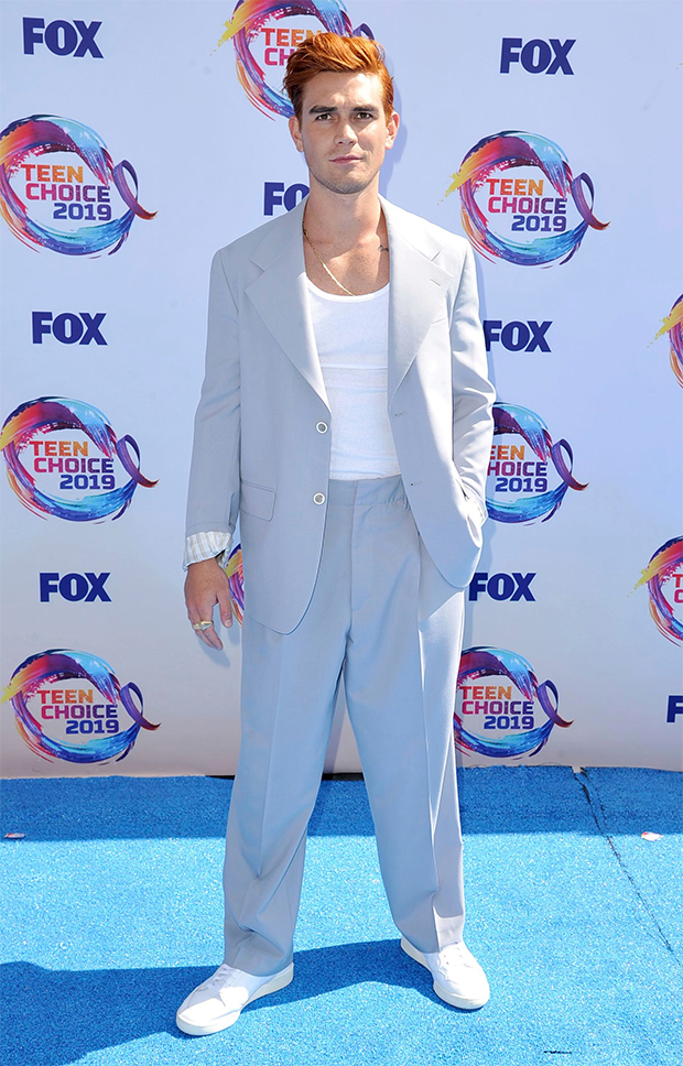 KJ Apa Teen Choice Awards