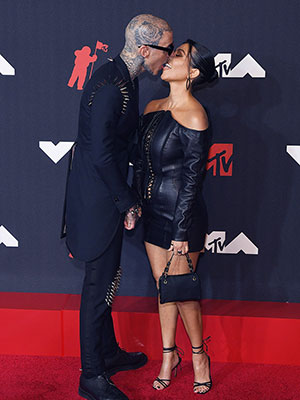 travis barker, kourtney kardashian