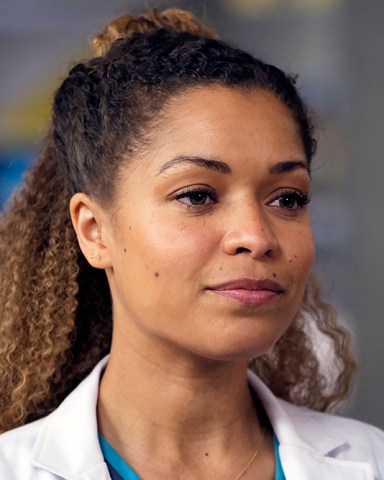 THE GOOD DOCTOR - “Letting Go” – Dr. Claire Brown and the team must face hard truths about what lines they are willing to cross when one of Claire’s idols becomes her patient on “The Good Doctor,” MONDAY, MAY 17 (10:00-11:00 p.m. EDT), on ABC. (ABC/Jeff Weddell)ANTONIA THOMAS
