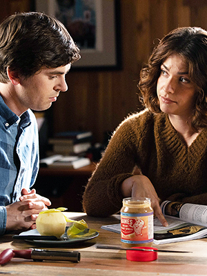 Freddie Highmore Paige Spara