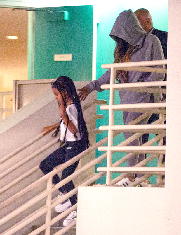 blue ivy beyonce leaving barneys new york in beverly hills