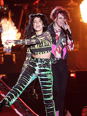 halsey yungblud leopard print outfit