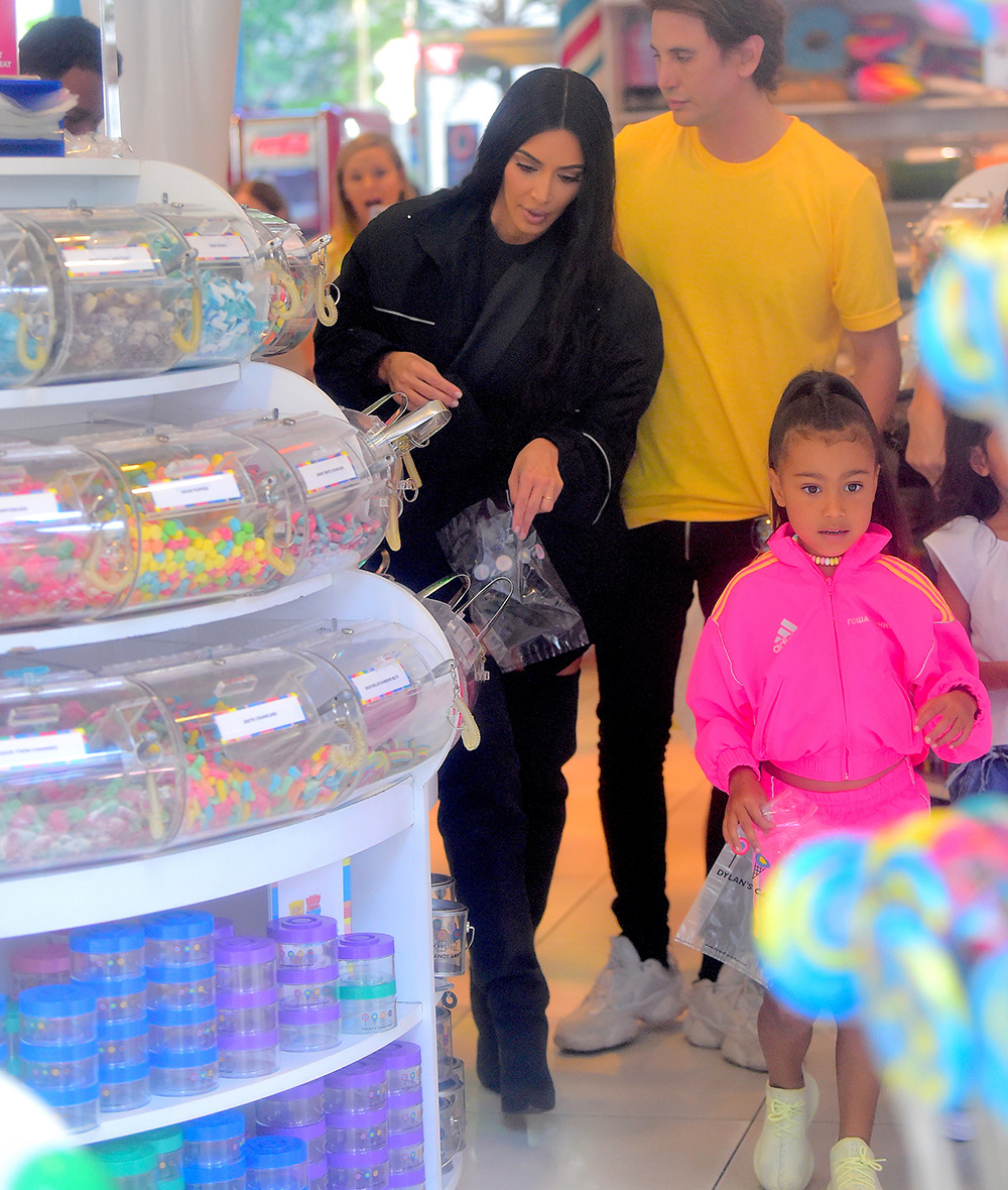 Kim Kardashian was spotted out in NYC on Thursday, as she celebrated her daughter's 5th Birthday. She was joined by BFF Jonathan Cheban as they headed to Dylan's Candy Bar for a Sweet Shopping Spree, as well as a make your own Ice Cream Shop, called Cool Mess. North looked pretty in a pink adidas tracksuit as Kim wore a black jacket and knee high boots. Cheban aka FoodGod showed them some special candies inside the store.Pictured: Ref: SPL5003734 140618 NON-EXCLUSIVEPicture by: 247PAPS.TV / SplashNews.comSplash News and PicturesUSA: +1 310-525-5808London: +44 (0)20 8126 1009Berlin: +49 175 3764 166photodesk@splashnews.comWorld Rights