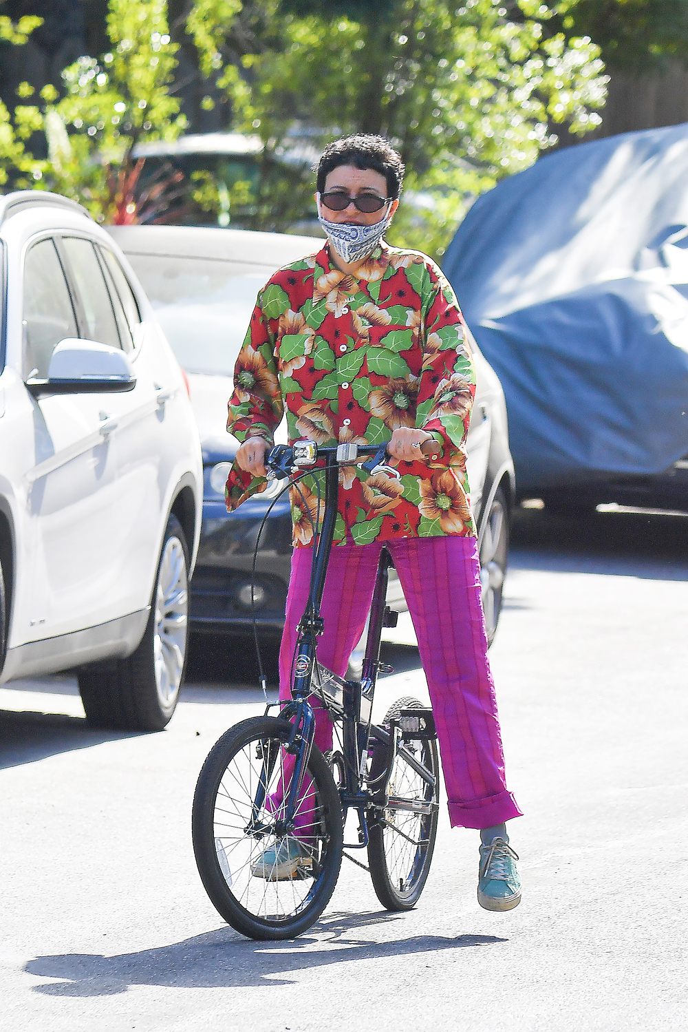 Alia Shawkat Brad Pitt Bikes Unique Style