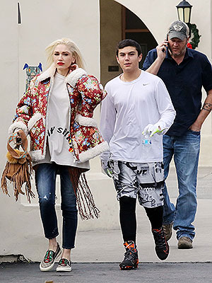 Gwen Stefani, Kingston Rossdale & Blake Shelton
