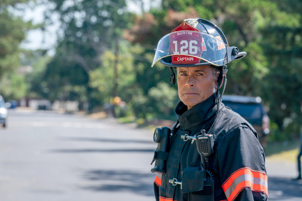 9-1-1: LONE STAR: Rob Lowe in the ìYee-Hawî episode of 9-1-1: LONE STAR airing Monday, Jan. 20 (8:00-9:01 PM ET/PT) on FOX. ©2020 Fox Media LLC. CR: Jack Zeman/FOX.