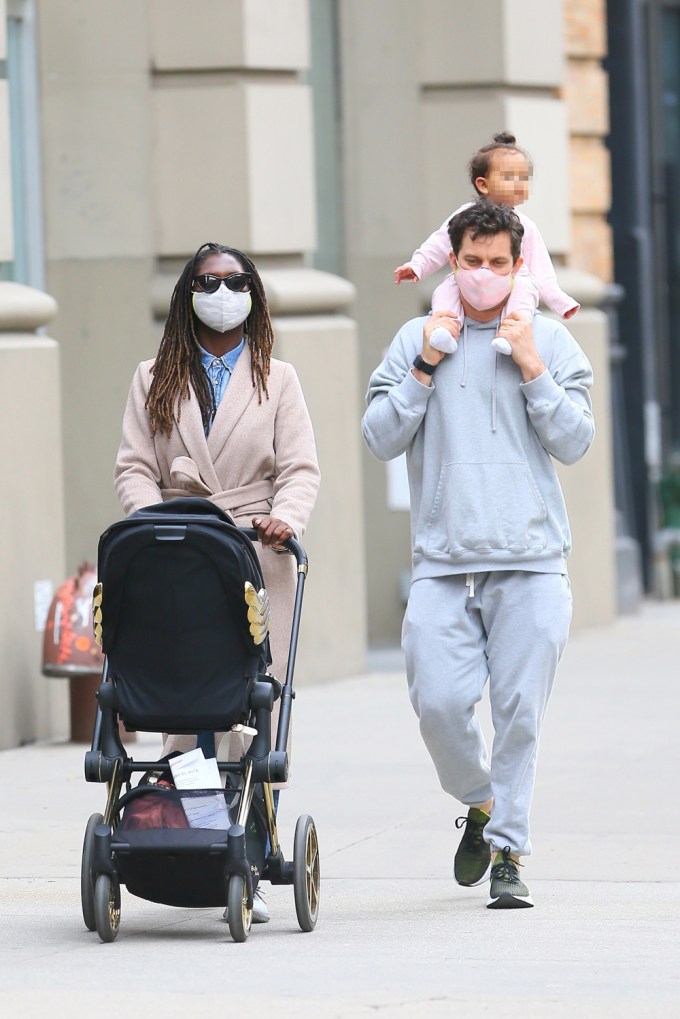 Doting dad Joshua Jackson is picture-perfect with daughter Janie