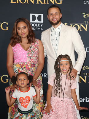 Steph Curry, Ayesha Curry, Riley Curry