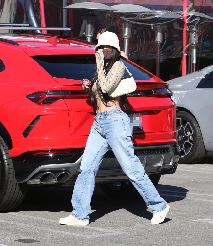 Kylie Jenner In Jeans & Crop Top