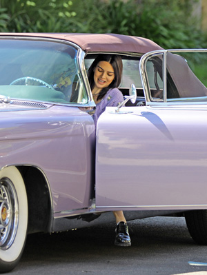 Stars In Pricey Cars