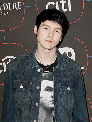 Goody Grace: Pics Of The Musician