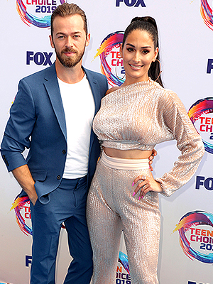 artem chigvintsev nikki bella