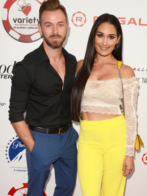 nikki bella artem chigvintsev