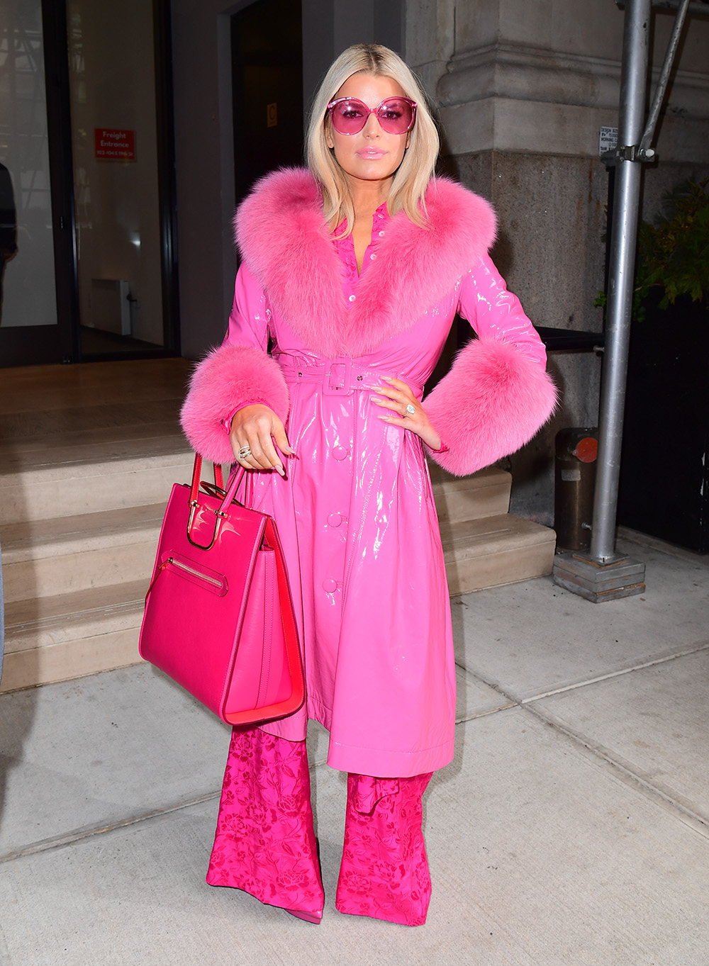 Jessica Simpson is Pretty in Pink on NYC Press Tour for "Open Book". She channeled her inner Elle Woods from Legally Blonde, and carried a large Alexander McQueen Purse to match her ensemble made up of a Staud Dress, Saks Potts Jacket , and Gucci Glasses

Pictured: Jessica Simpson
Ref: SPL5145582 040220 NON-EXCLUSIVE
Picture by: DIGGZY / SplashNews.com

Splash News and Pictures
USA: +1 310-525-5808
London: +44 (0)20 8126 1009
Berlin: +49 175 3764 166
photodesk@splashnews.com

World Rights, No Portugal Rights