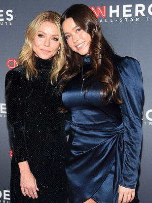 Kelly Ripa, Lola Consuelos