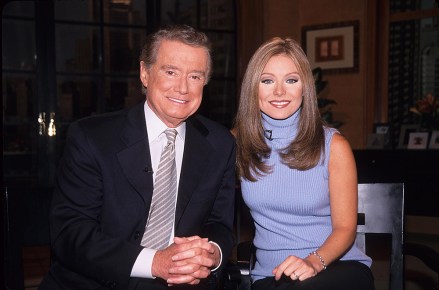 Kelly Ripa with Regis Philbin at the Kelly Ripa Named New Co-host of Live with Regis and Kelly at Abc Studios New York 2001Kelly Ripa Named New Co Host 2001