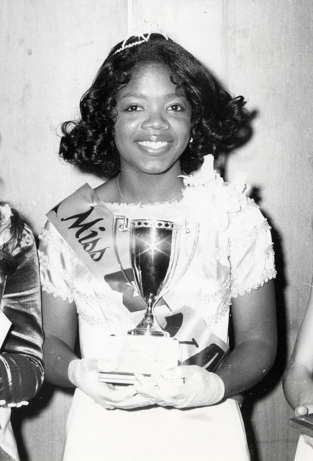 Oprah Winfrey wins Miss Fire Prevention title in her hometown of Nashville
Oprah Winfrey - 1971