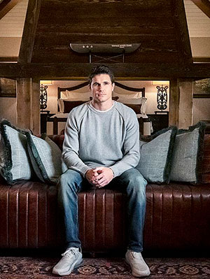 Robbie Amell