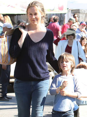 Alicia Silverstone, Bear