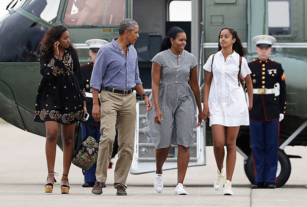 Michelle Obama, Barack Obama, Malia Obama, Sasha Obama