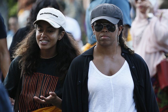 Malia Obama & Mom Michelle in Bali