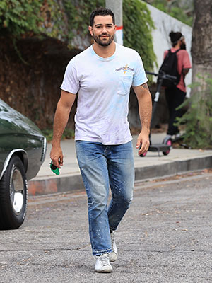 JEsse Metcalfe Photos