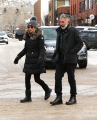 Aspen, CO  - *EXCLUSIVE*  - Lori Loughlin and her husband Mossimo Giannulli enjoy a stroll and some shopping at Louis Vuitton in Aspen.

Pictured: Lory Loughlin, Mossimo Giannulli

BACKGRID USA 30 DECEMBER 2022 

BYLINE MUST READ: 1 / BACKGRID

USA: +1 310 798 9111 / usasales@backgrid.com

UK: +44 208 344 2007 / uksales@backgrid.com

*UK Clients - Pictures Containing Children
Please Pixelate Face Prior To Publication*