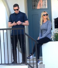 Christina El Moussa and Tarek El Moussa Film a Scene Together in Anaheim For Flip or Flop. 29 Mar 2019 Pictured: Christina El Moussa, Tarek El Moussa. Photo credit: SETC / MEGA TheMegaAgency.com +1 888 505 6342 (Mega Agency TagID: MEGA390401_003.jpg) [Photo via Mega Agency]