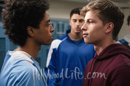 TRINKETS (L to R) ODISEAS GEORGIADIS as NOAH SIMOS and BRANDON BUTLER as BRADY FINCH in episode 209 of TRINKETS Cr. COURTESY OF NETFLIX © 2020