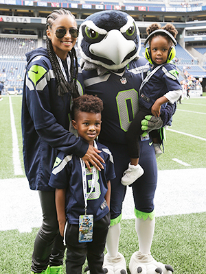 Ciara & her kids