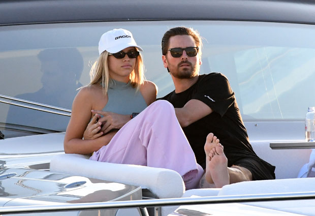  Kourtney Kardashian Scott Disick Vacationing Together