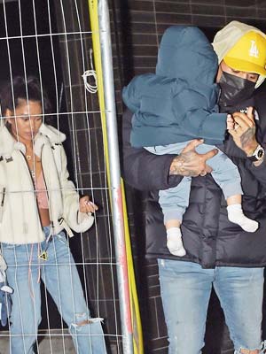 Chris Brown, Ammika Harris & their son Aeko