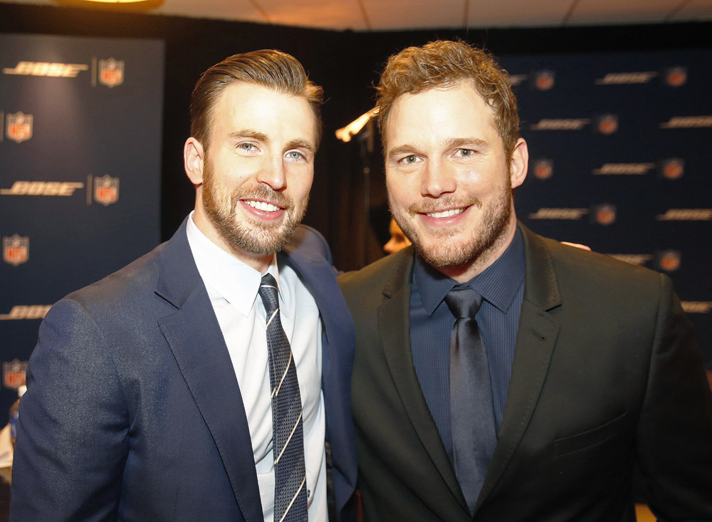 EXCLUSIVE - Chris Evans, left, and Chris Pratt backstage at the 4th annual NFL Honors at the Phoenix Convention Center Symphony Hall on Saturday, Jan. 1, 2015. (Photo by Colin Young-Wolff/Invision for NFL/AP Images)