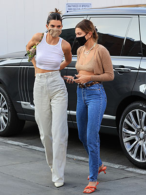 Kendall Jenner, Hailey Baldwin