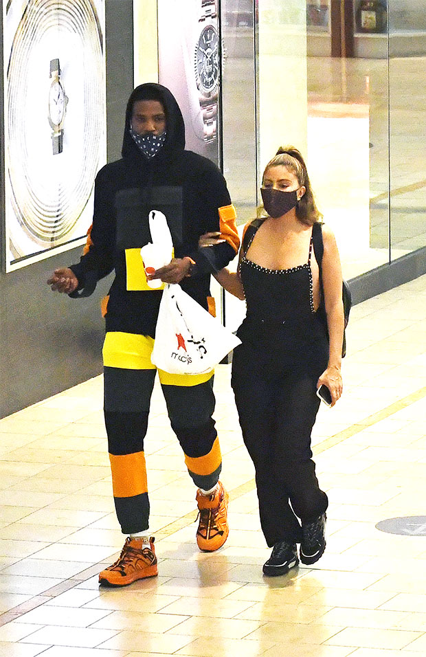 Larsa Pippen & mystery man in Miami 