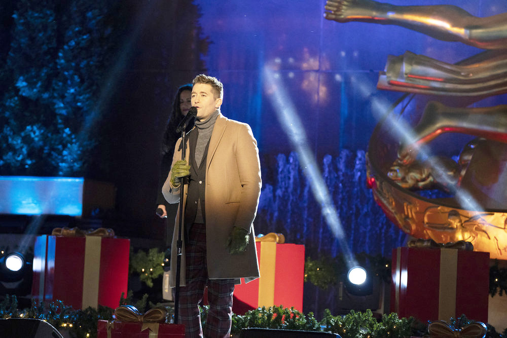 CHRISTMAS IN ROCKEFELLER CENTER -- Pictured: Matthew Morrison rehearses for the 2020 Christmas in Rockefeller Center -- (Photo by: Virginia Sherwood/NBC)