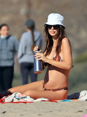 Emily Ratajkowski