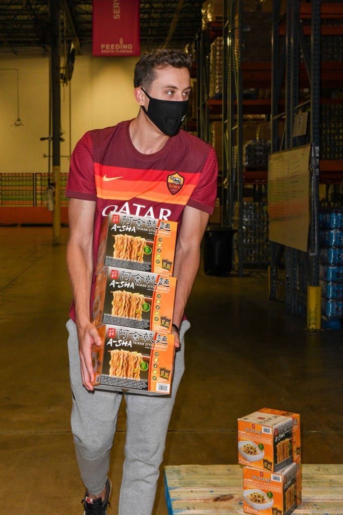 The Miami Heat’s Duncan Robinson And A-Sha Foods Donate To Feeding South Florida