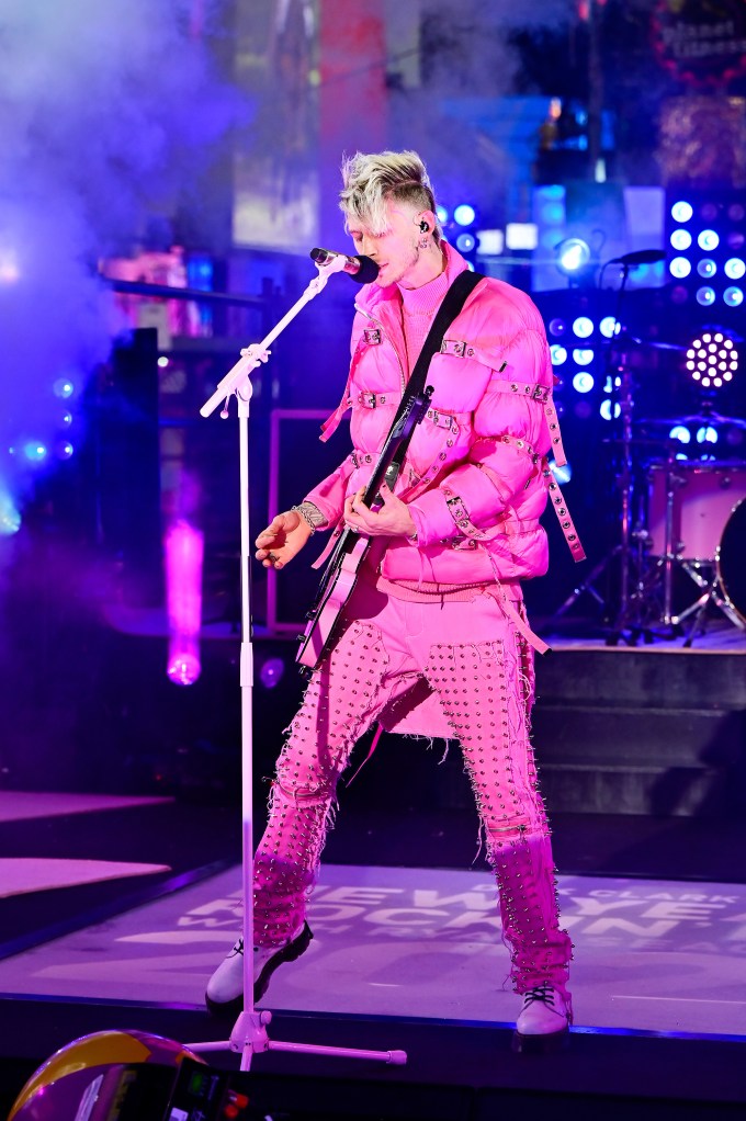 Machine Gun Kelly Jams Out in Pink