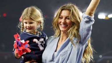 Gisele Bundchen and daughter Vivian Brady