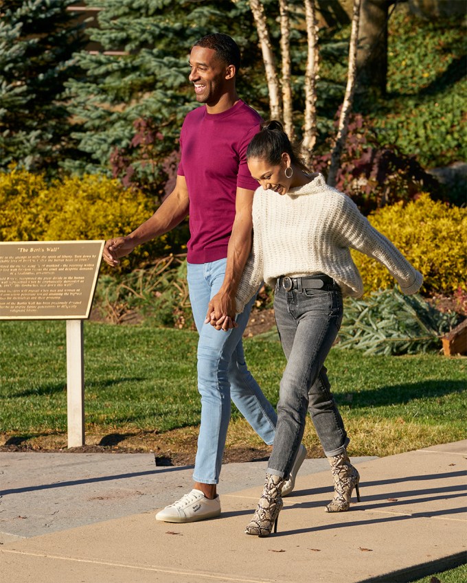 Matt James & Serena Pitt Holding Hands