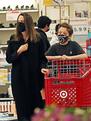 Angelina Jolie Knox Jolie-Pitt