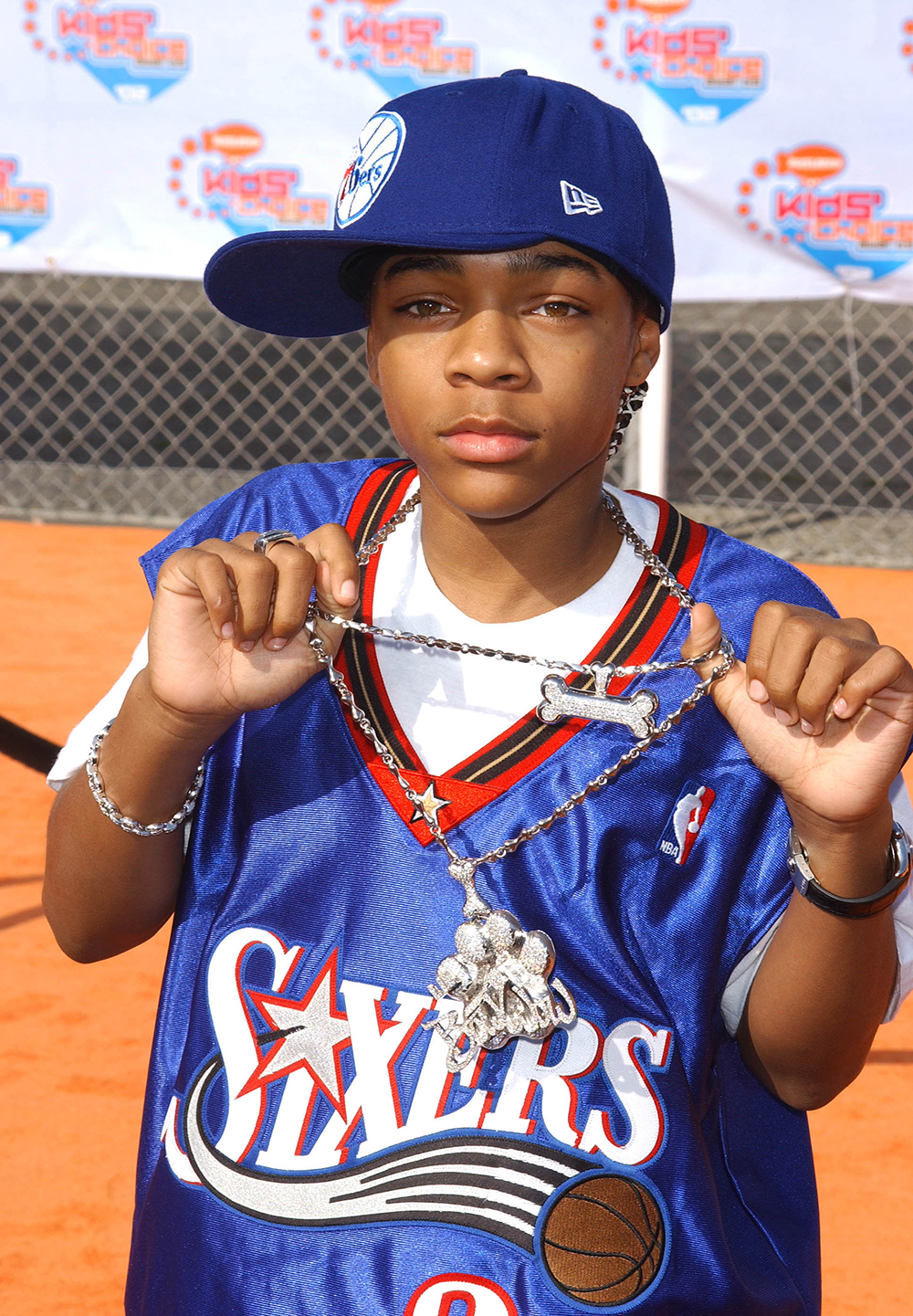 Photo by: Peter Kramer
STAR MAX, Inc. - copyright 2002
ALL RIGHTS RESERVED
Telephone/Fax: (212) 995-1196
4/20/02
Lil' Bow Wow at the Nickelodeon's Kid's Choice Awards.
(CA) (Star Max via AP Images)