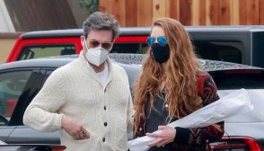 Jon Hamm, Anna Osceola