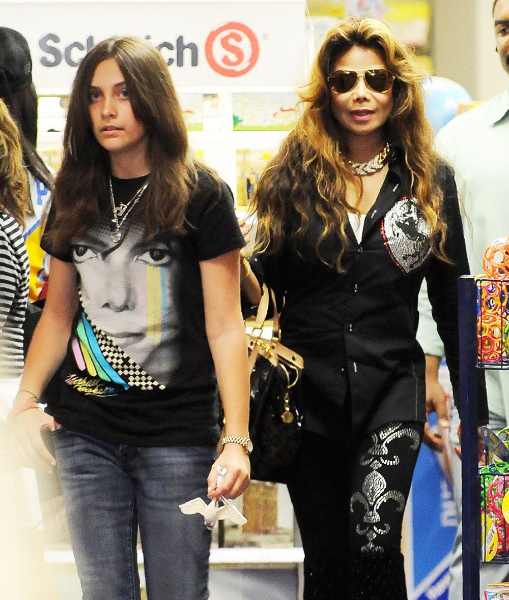 La Toya Jackson, Paris Jackson and Blanket Jackson go shopping for toys in Beverly Hills, Los Angeles, America - 31 Mar 2011