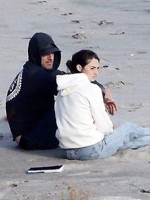Aaron Rodgers and Shailene Woodley